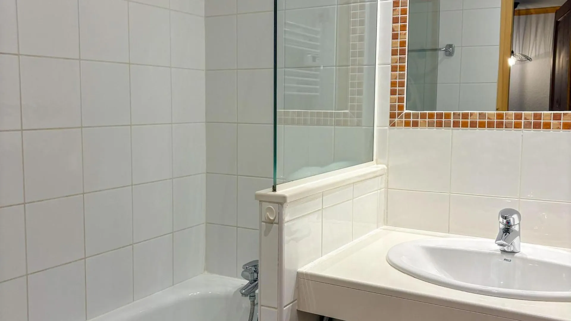 Appartement A Notre-Dame-De-Bellecombe, 4 Pers, Equipe, Confortable - Fr-1-807-63 0*, 圣母贝莱克